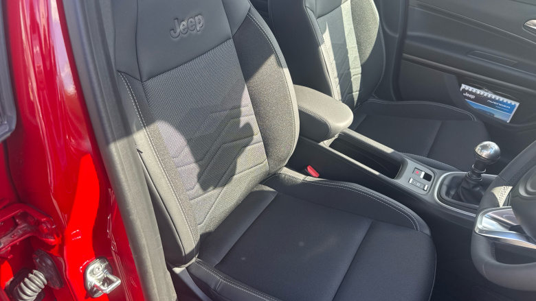 Jeep Avenger 1.2 Altitude 5dr Petrol Hatchback